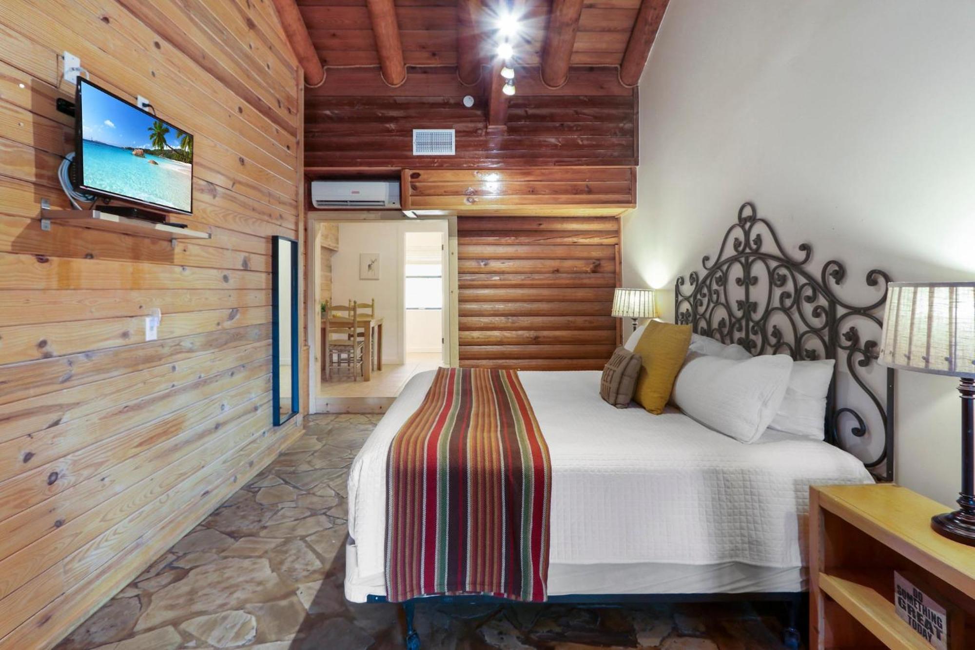 Wimberley Log Cabins Resort&Suites - Unit 3 Extérieur photo